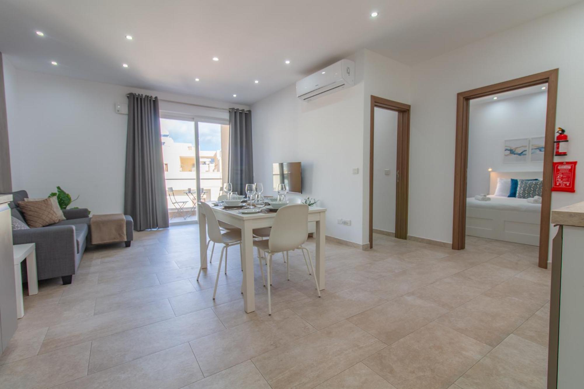 Sandstone Apartment 17 Марсаскала Екстериор снимка