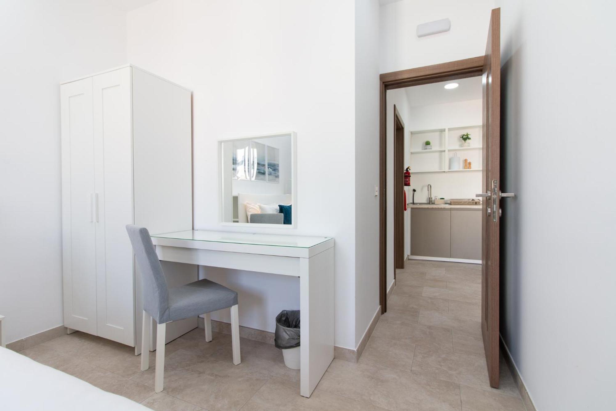 Sandstone Apartment 17 Марсаскала Екстериор снимка