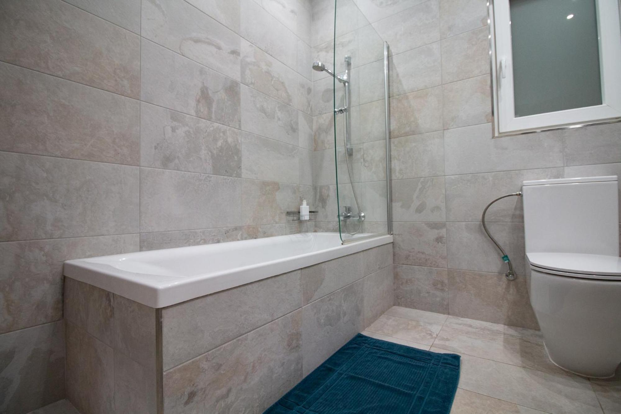 Sandstone Apartment 17 Марсаскала Екстериор снимка