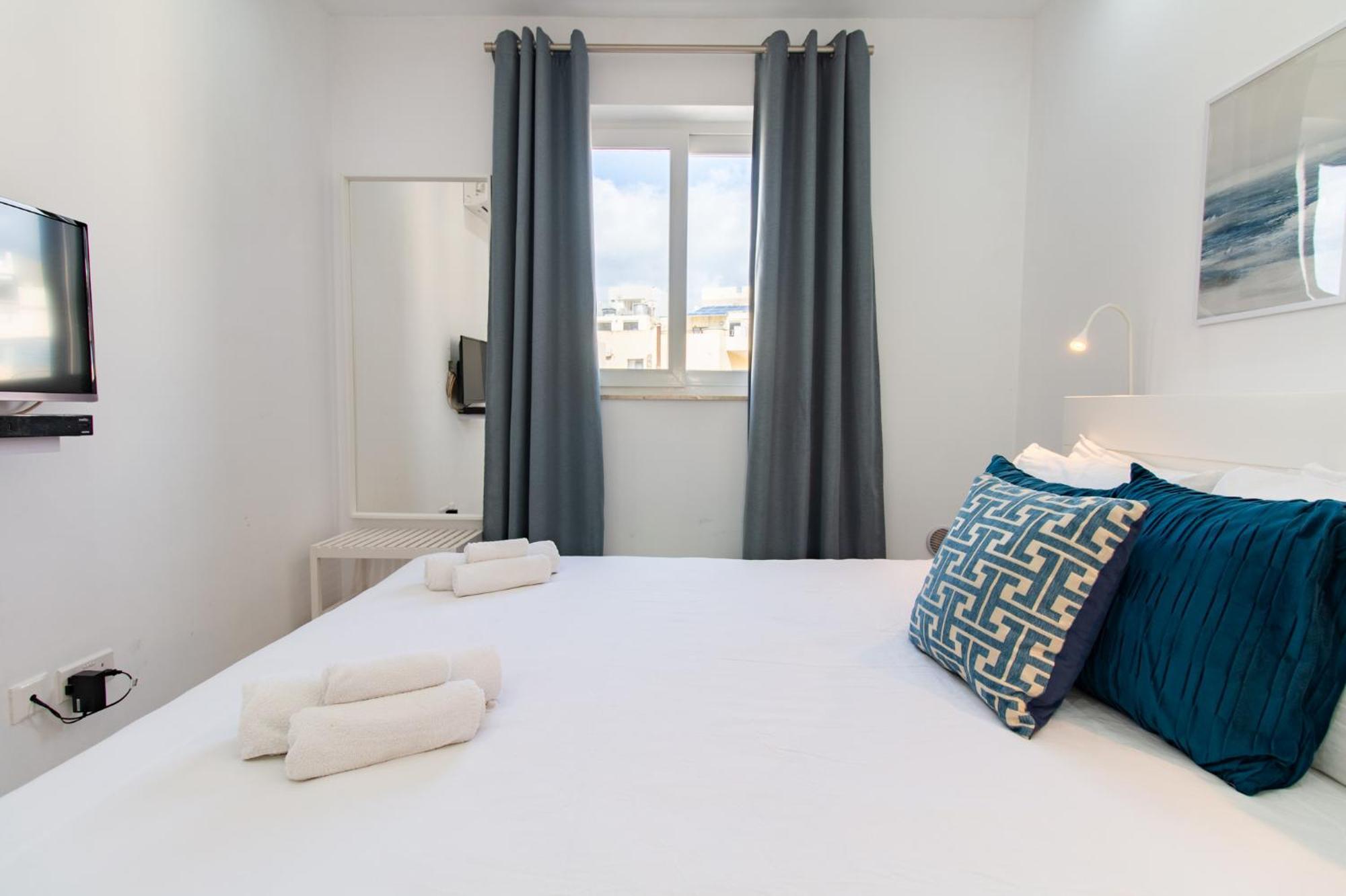 Sandstone Apartment 17 Марсаскала Екстериор снимка