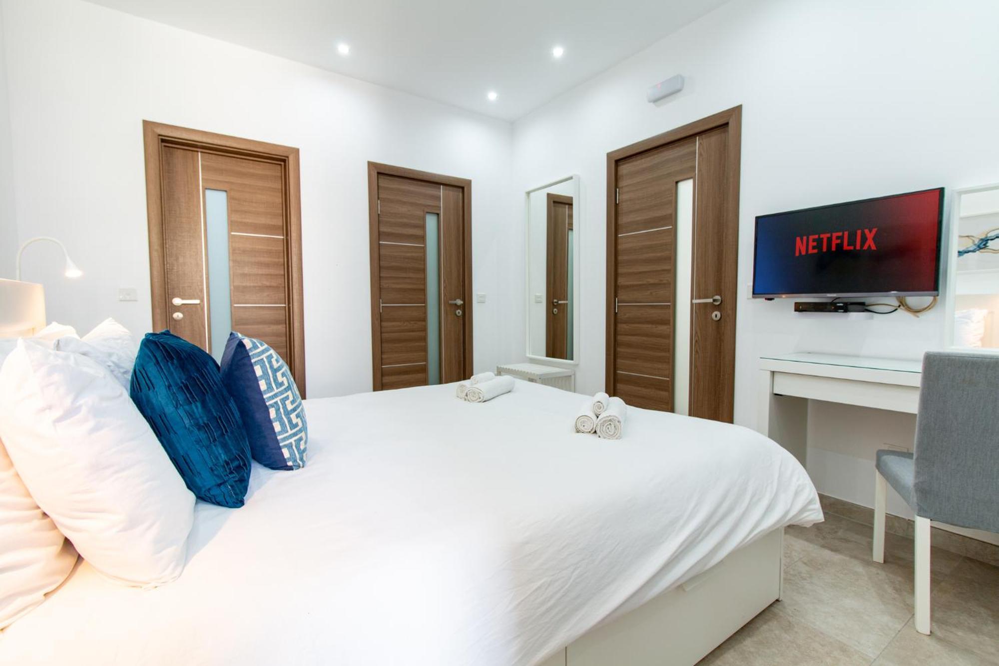 Sandstone Apartment 17 Марсаскала Екстериор снимка