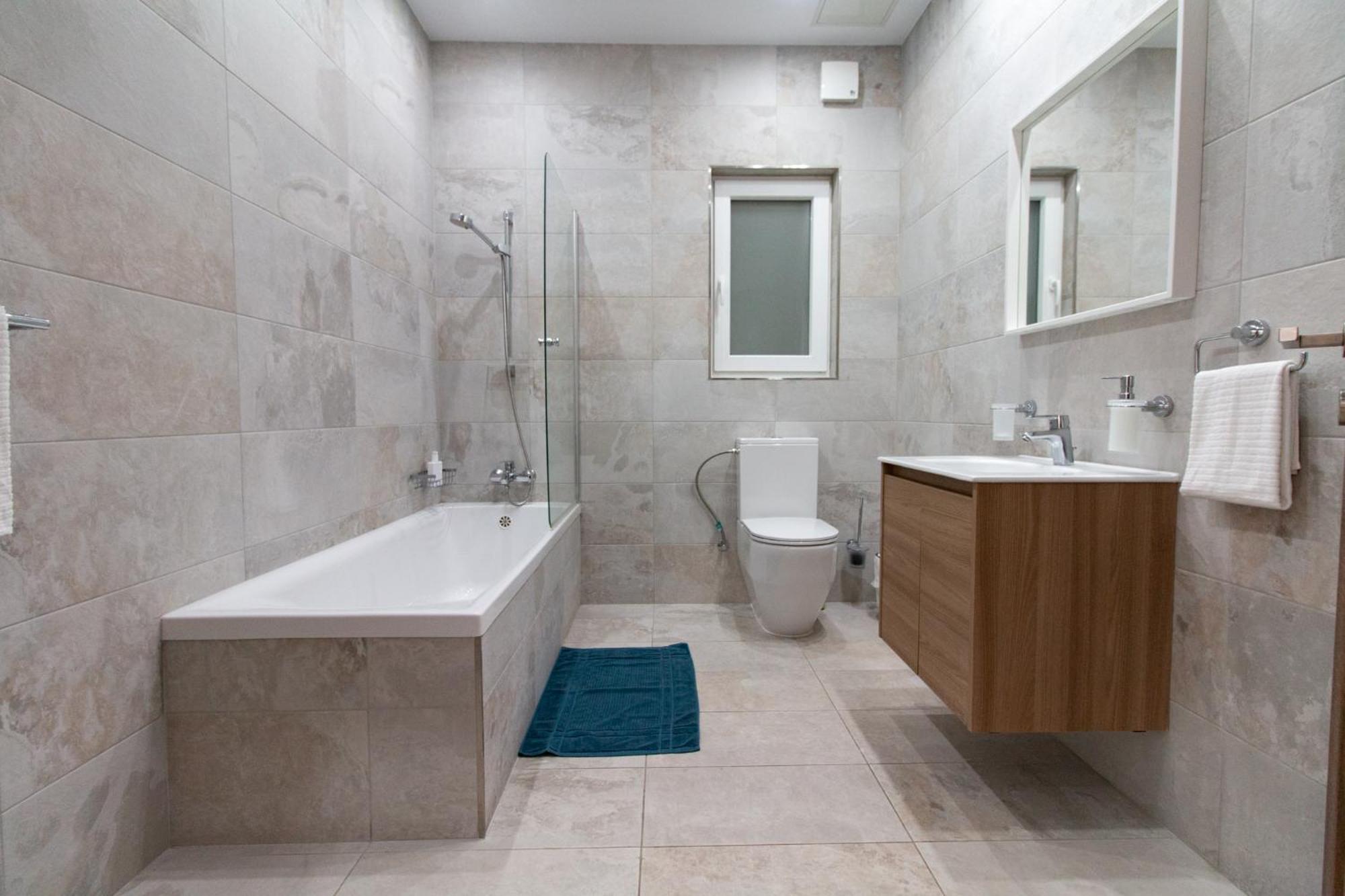 Sandstone Apartment 17 Марсаскала Екстериор снимка