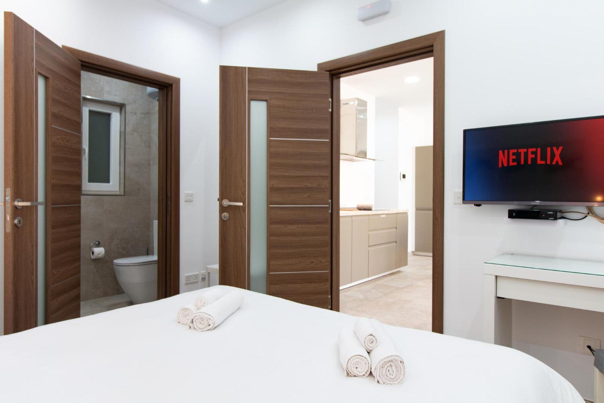 Sandstone Apartment 17 Марсаскала Екстериор снимка
