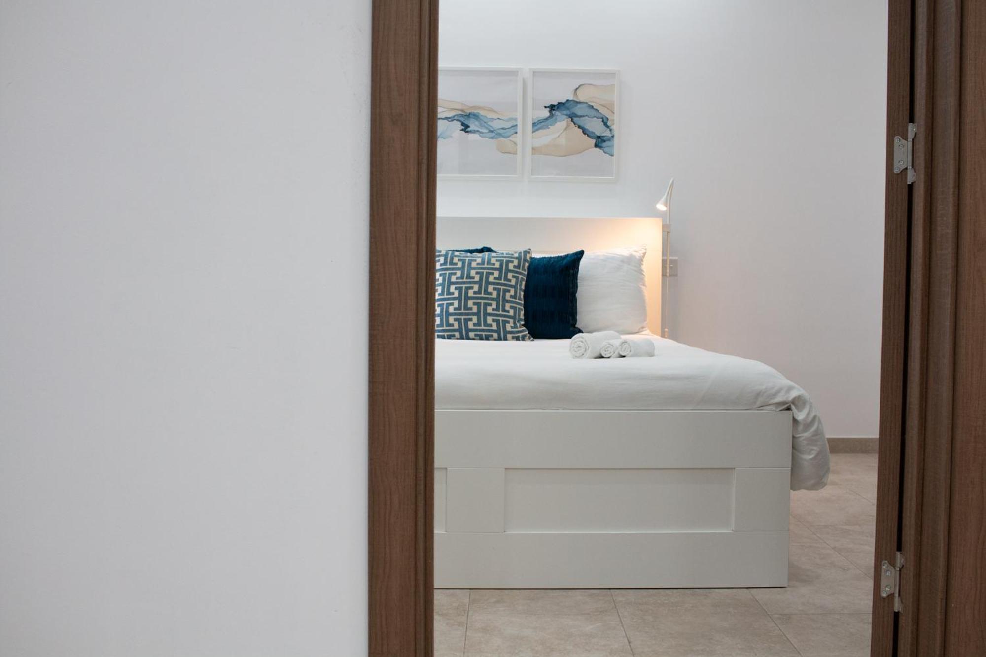 Sandstone Apartment 17 Марсаскала Екстериор снимка
